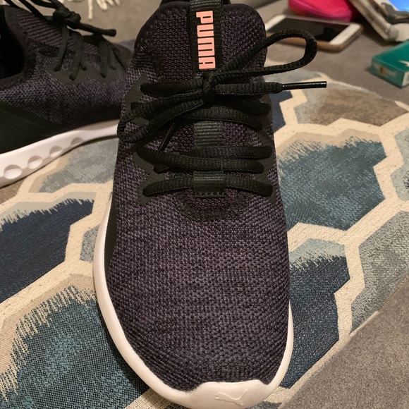 Puma sneakers - Picture 2 of 5